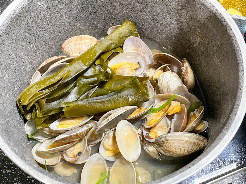 clam-soup-stock3