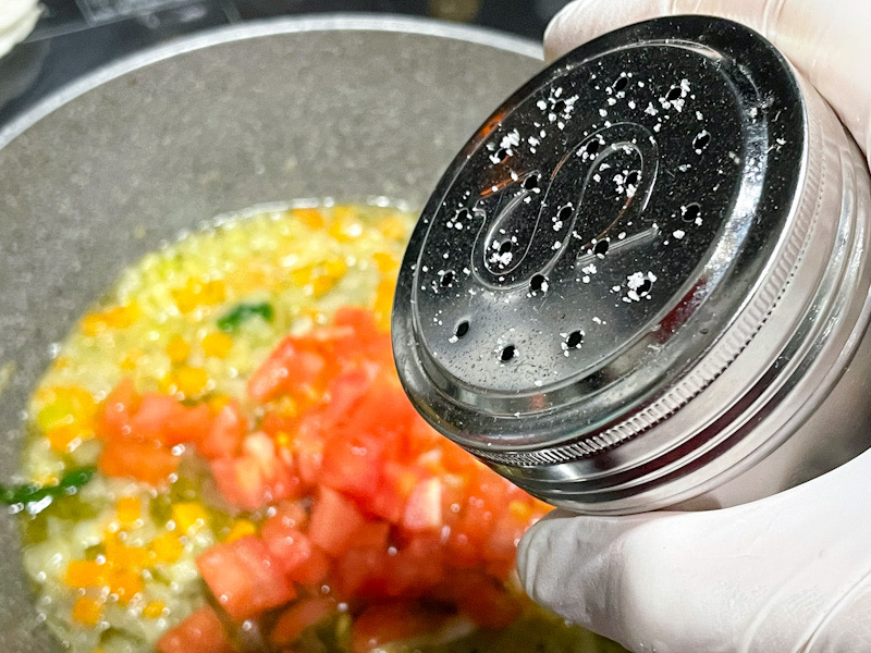 ツナとトマトのパスタ〜ツナボナーラ〜　調理画像9